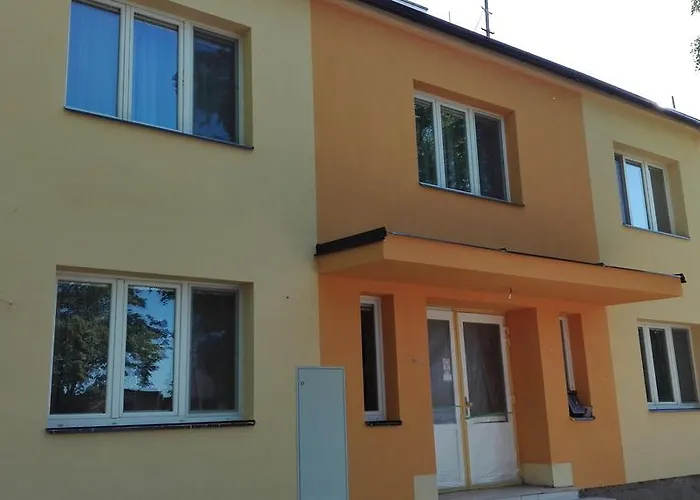 Gasthof U Dvou Lip Drnholec